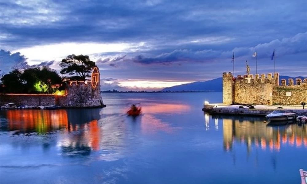 Ναύπακτος: Έργα αναβάθμισης στο ενετικό λιμάνι και στο ιστορικό κάστρο